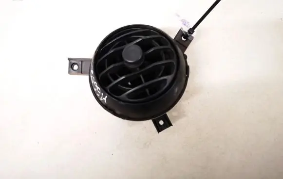 Subaru Impreza I Dash center air vent grill