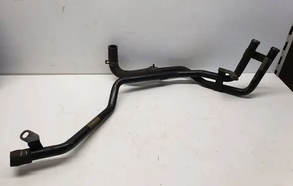Volkswagen Touareg I Engine coolant pipe/hose 7L6121070D