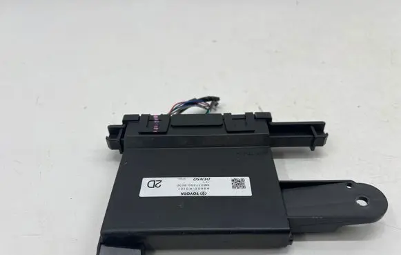 Toyota Yaris XP210 Air conditioning/heating control unit 88650K0121