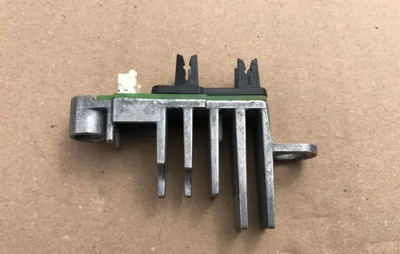 Audi A4 S4 B9 LED ballast control module 1305715391