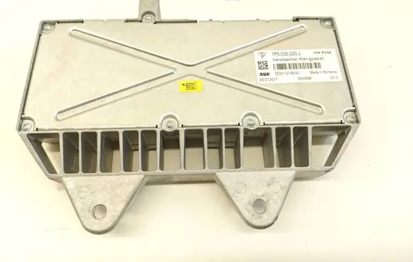 Porsche Cayenne (92A) Sound amplifier 7P5035223J