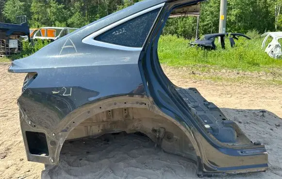 Audi e-tron Rear bodywork 
