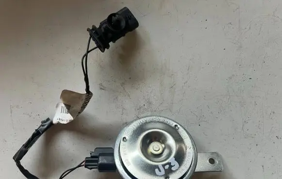 Jaguar XE Horn signal
