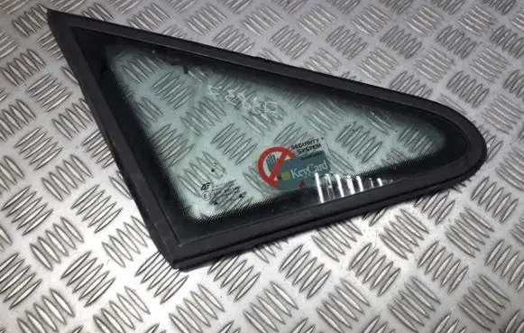 Volkswagen Sharan Front triangle window/glass 