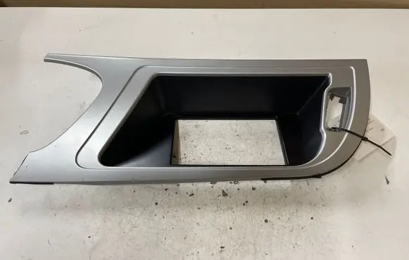 Audi A4 S4 B8 8K Radio/GPS head unit trim 8K2857185