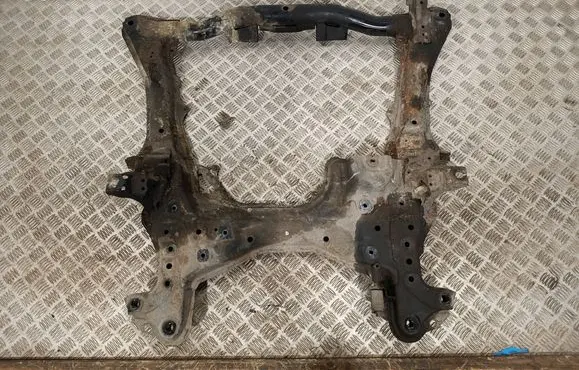 Honda CR-V Front subframe