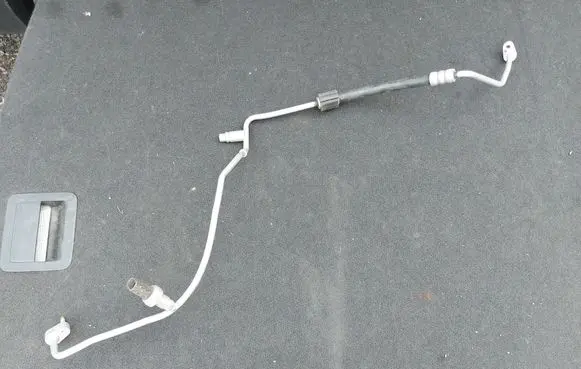 Volkswagen PASSAT B8 Air conditioning (A/C) pipe/hose 3Q0820741G