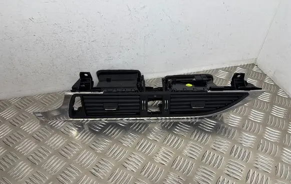 Audi A6 C7 Dash center air vent grill 4G1820951
