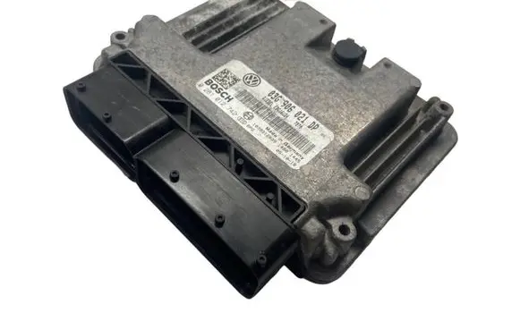 Volkswagen PASSAT B6 Engine control unit/module 03G906021DP 1039S12039 0281012742