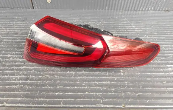 Alfa Romeo Stelvio Rear/tail lights 00505358040