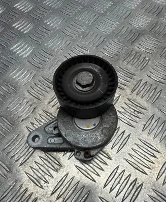Volkswagen Arteon Generator/alternator belt tensioner 04L903315C V280