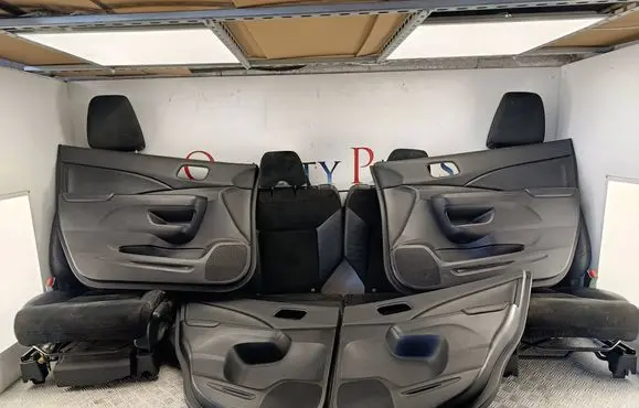 Honda CR-V Seat set 