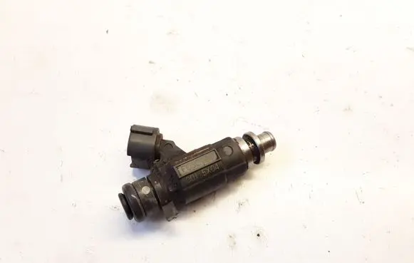 Subaru Legacy Fuel injector FBJC101 0015X04
