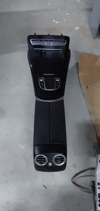 Mercedes-Benz EQC Center console