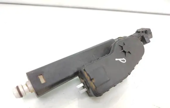 Headlight washer spray nozzle