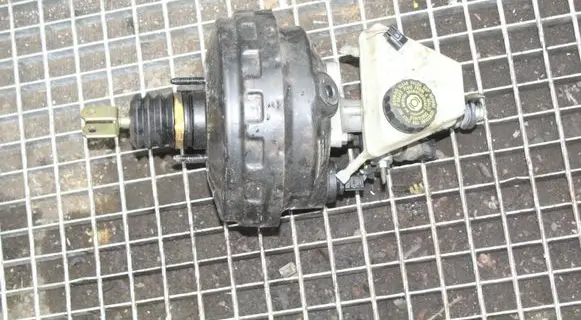 Mercedes-Benz CLK A209 C209 Brake booster A0054305030