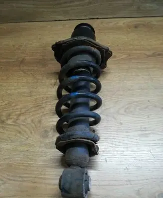 Toyota Avensis T250 Rear shock absorber with coil spring 485300521