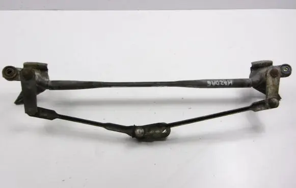 Mazda 6 Front wiper linkage 