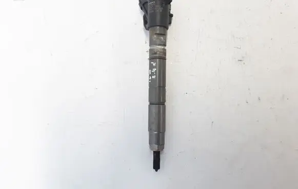 Volvo XC60 Fuel injector 31272690