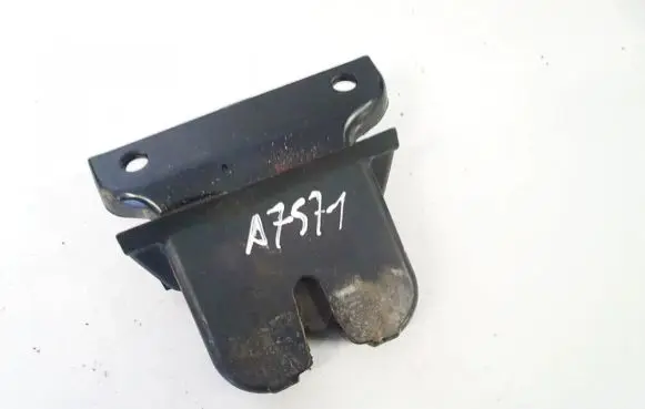 Audi A3 S3 8L Tailgate/trunk/boot lock/catch/latch 8l0827520c