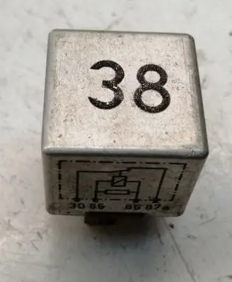 Volkswagen Transporter - Caravelle T4 Other relay 191906383A
