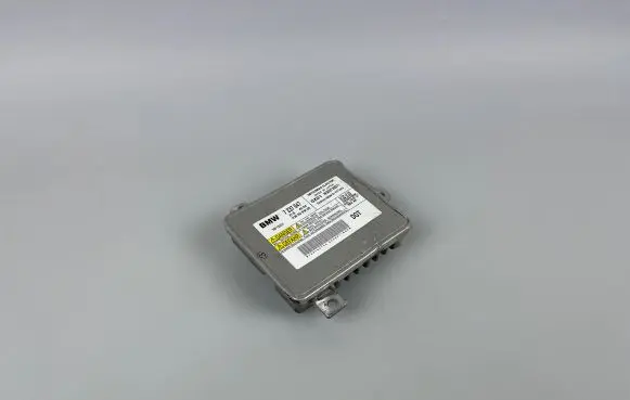 BMW 5 F10 F11 Headlight ballast module Xenon 7237647 723764704