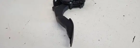 Mazda 2 Accelerator throttle pedal 6PV00856700 2S619F836AA UL52503