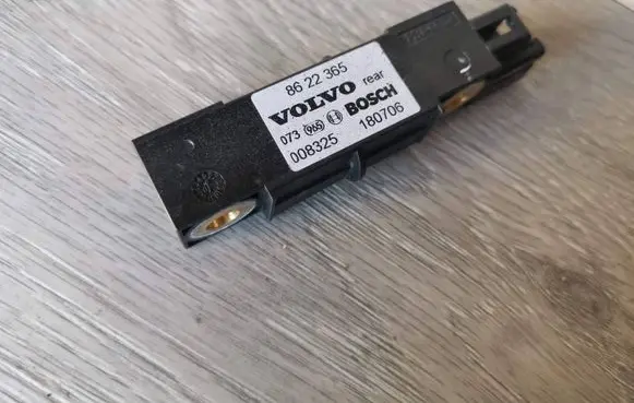 Volvo V70 Airbag deployment crash/impact sensor 8622365 008325 180706