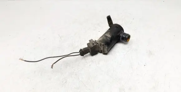 Volvo XC90 Windscreen/windshield washer pump