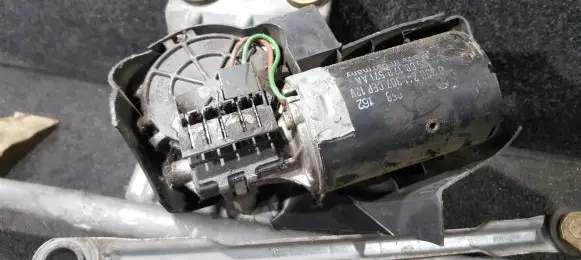 Ford Escort Wiper motor 0390241307cep 85gb17b571aa