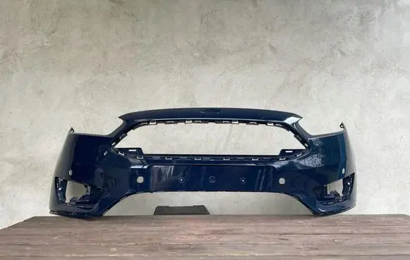 Ford Focus Front bumper F1EB17757A