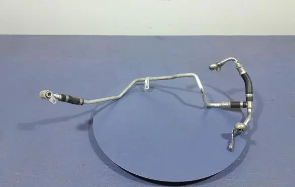 BMW M5 Turbo turbocharger oiling pipe/hose 8092597