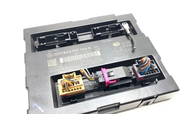 Audi A4 S4 B8 8K Other control units/modules 8K0907064A