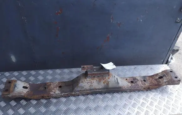 Hummer H3 Gearbox mounting bracket