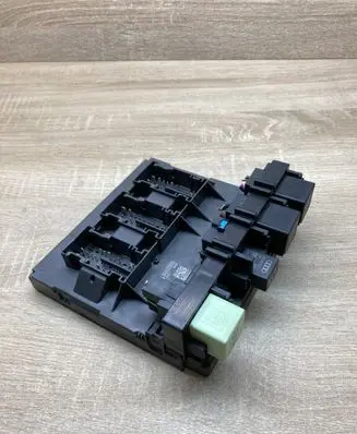 Volkswagen PASSAT B7 Comfort/convenience module 3AA937087B 5WK50275