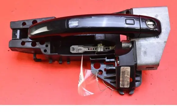 Audi A5 8T 8F Front door exterior handle 8T01837885A