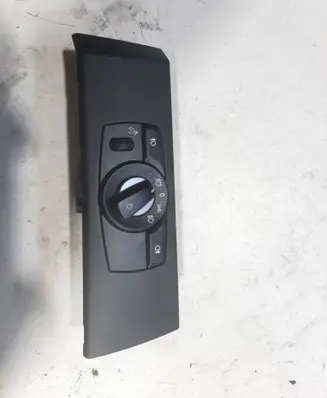 Light switch