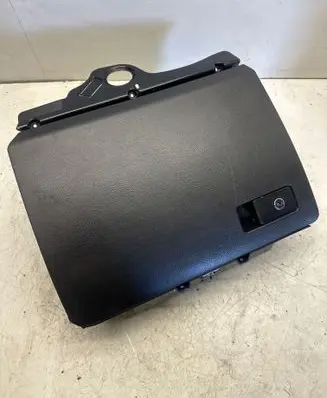 Volkswagen PASSAT B6 Glove box 3C1857097BF P0108671 06070701
