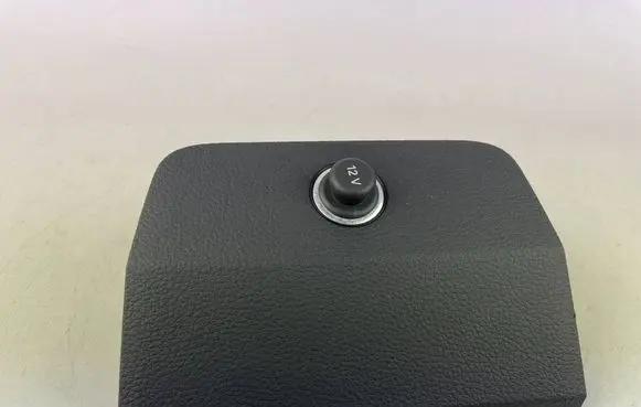 Audi e-tron Cigarette lighter rear 4KE863324