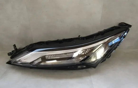 Nissan X-Trail T33 Headlight/headlamp 2102378S