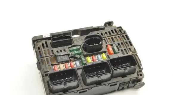 Citroen C4 I Fuse box set 9661682980