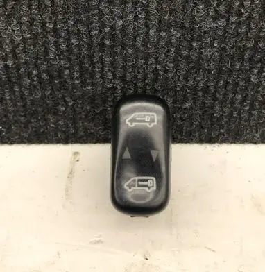 Mercedes-Benz Sprinter W901 W902 W903 W904 Central locking switch button 0055453607