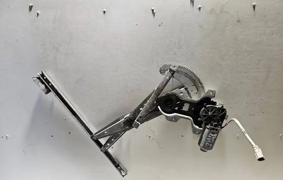 Honda Civic Rear door window regulator with motor 1717D002 2037 100353