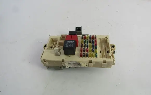 Alfa Romeo 147 Fuse box set 51711428