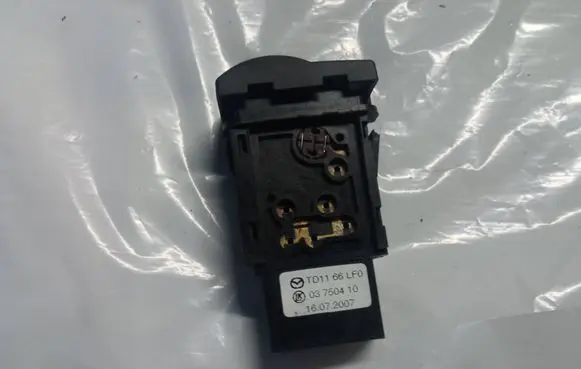 Mazda CX-9 Tailgate opening switch TD1166LF0