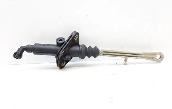 Clutch slave cylinder