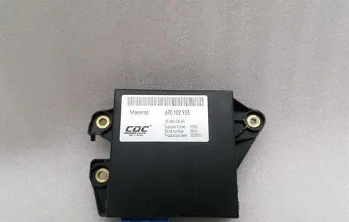 Maserati GranTurismo Air suspension control unit module (rear) 670102933