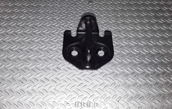 Ford Focus Front door lock loop/hook striker 