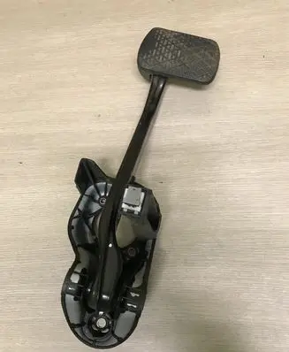 Mercedes-Benz E W212 Brake pedal A2042902201