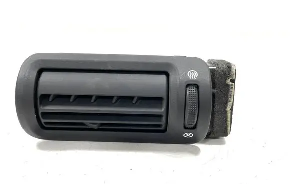KIA Sorento Dashboard side air vent grill/cover trim 970502P000 807DO43100